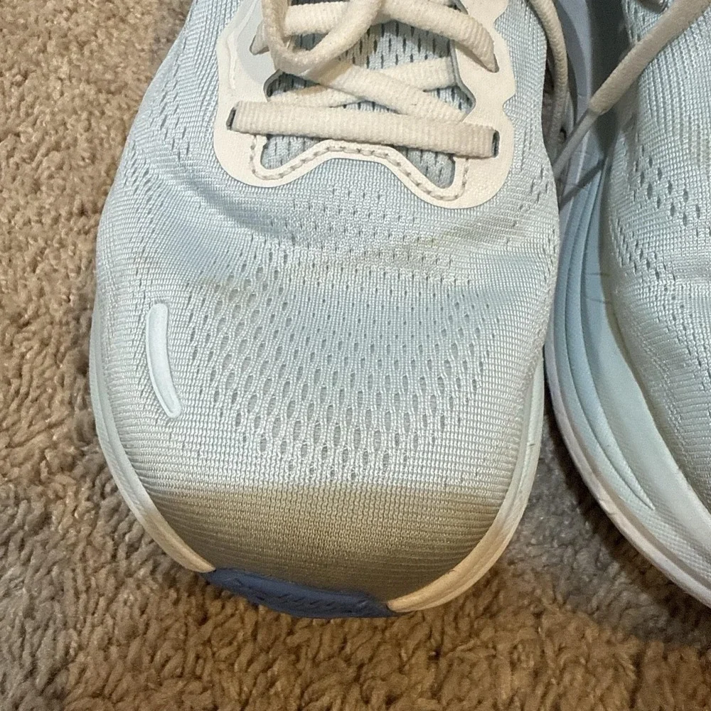 Hoka One One hoka one